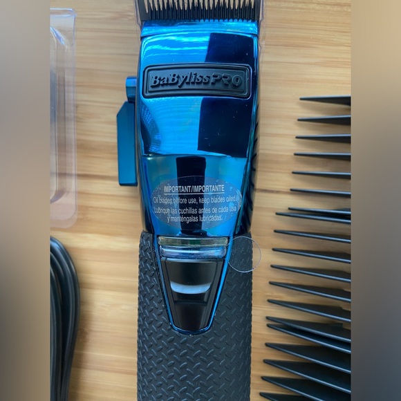 Babyliss Boost FX Limited Edition Blue Clipper - Picture 14 of 16